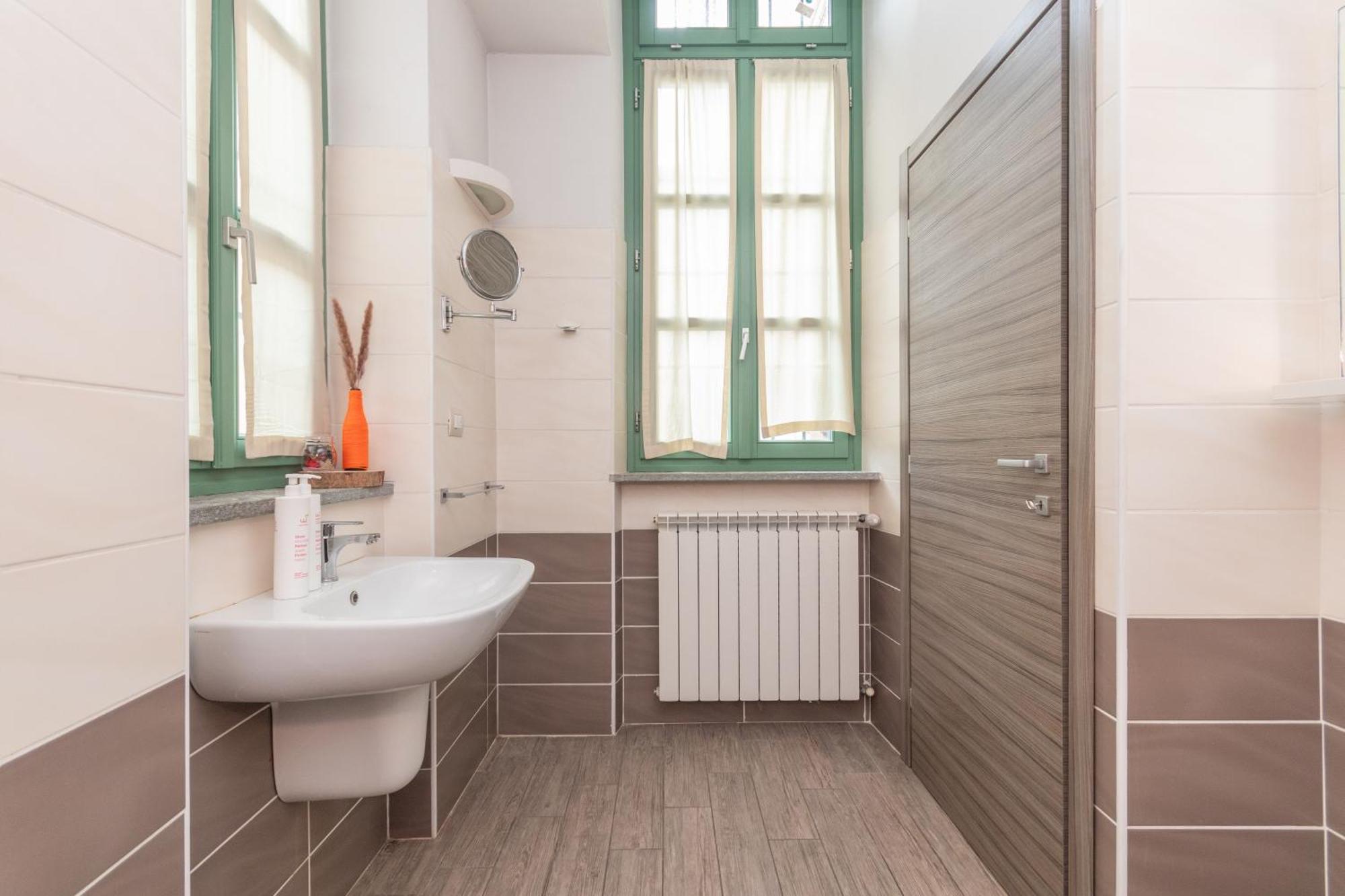 Housing Giulia Aparthotel *