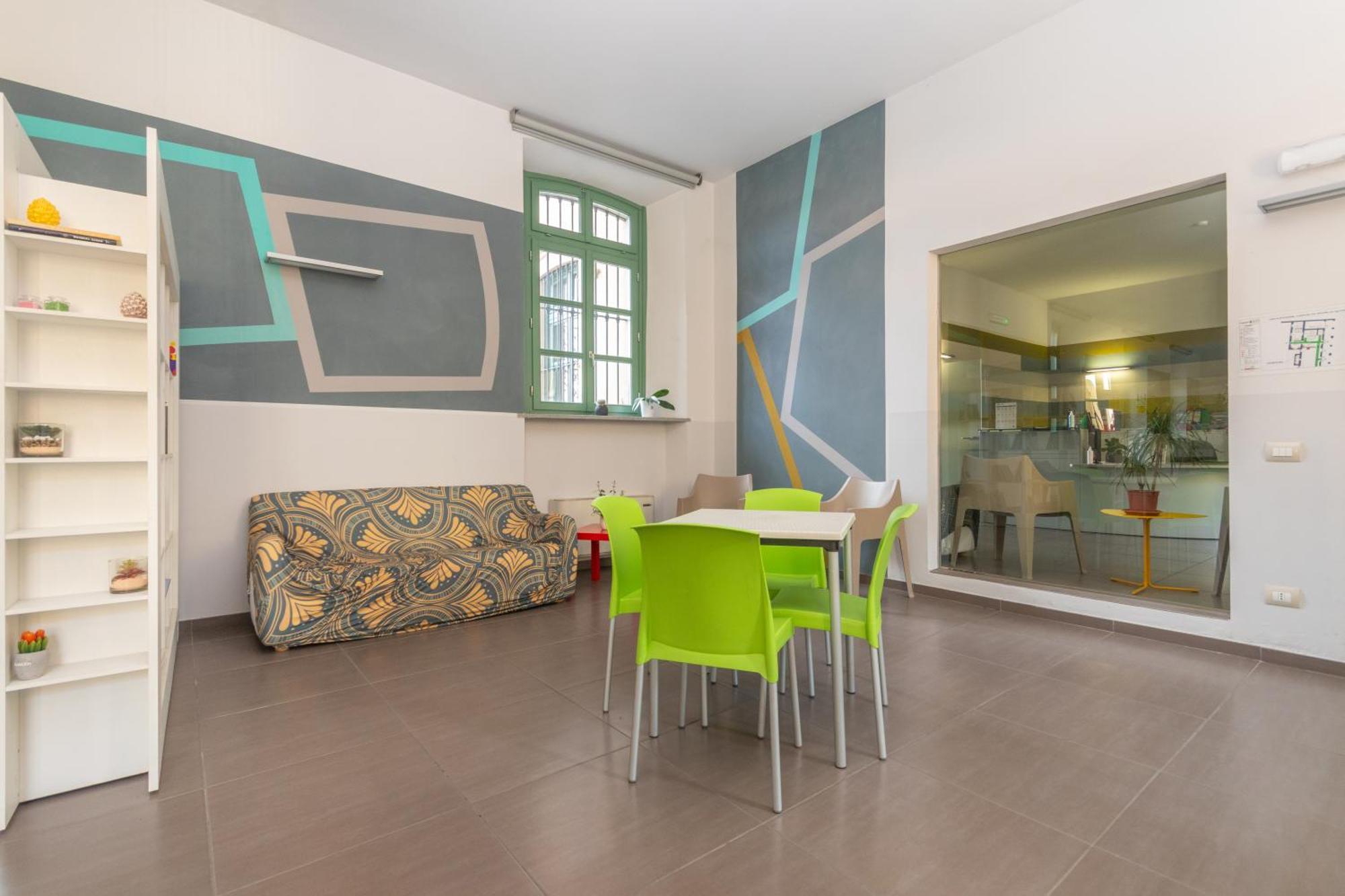 Housing Giulia Aparthotel *